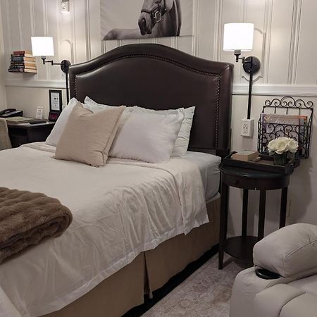 Amherst Inn - Virginia Bagian luar foto