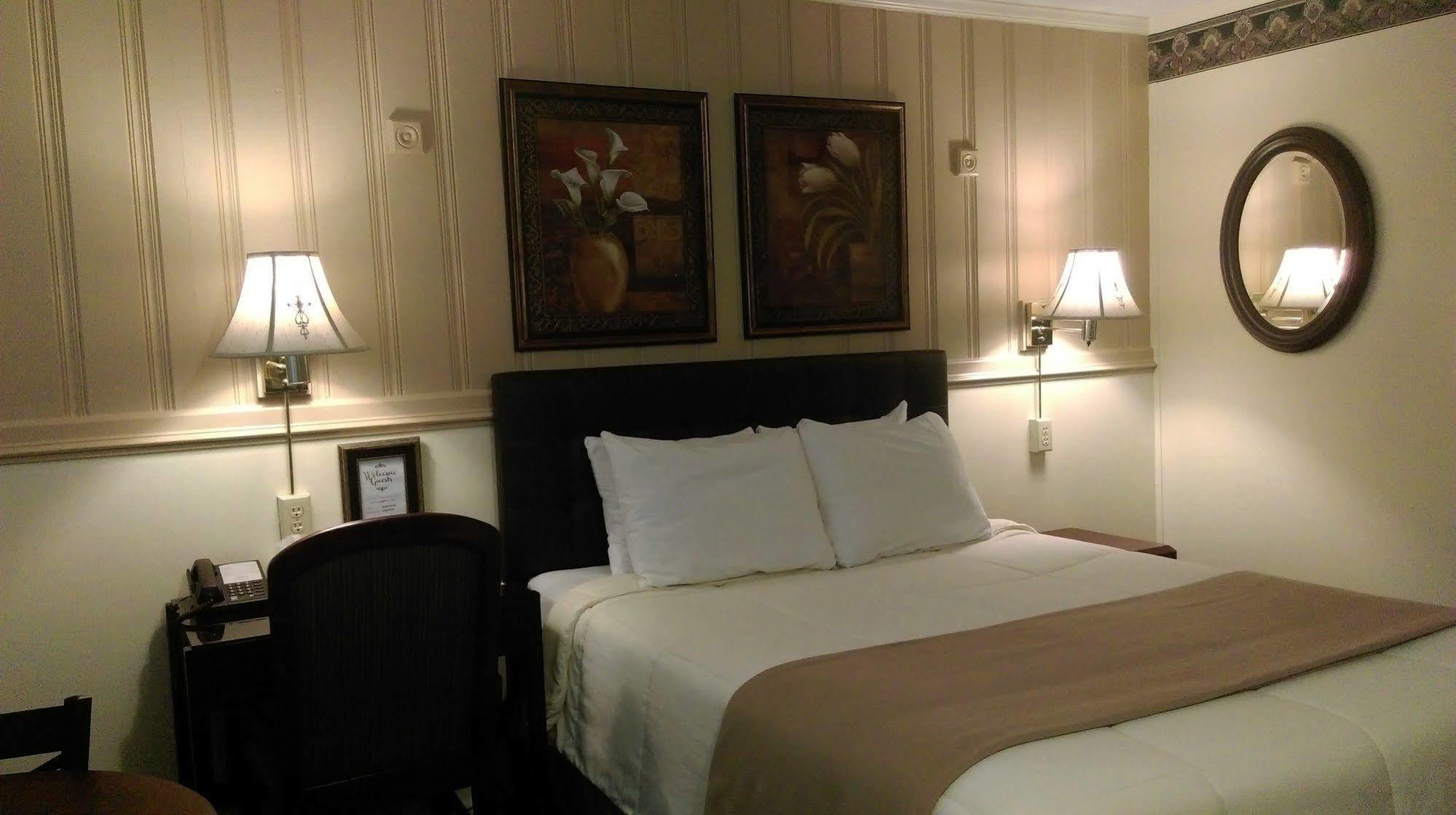 Amherst Inn - Virginia Bagian luar foto