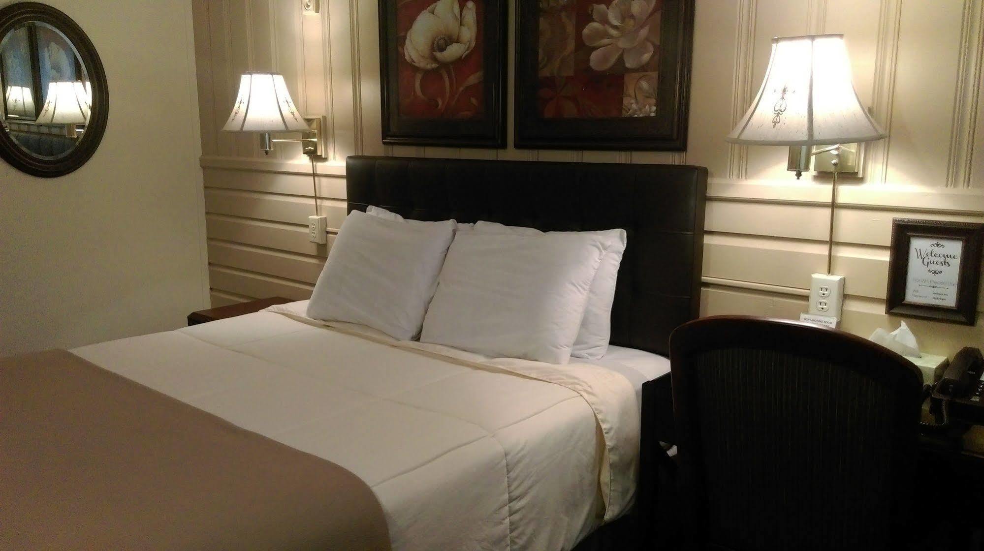 Amherst Inn - Virginia Bagian luar foto