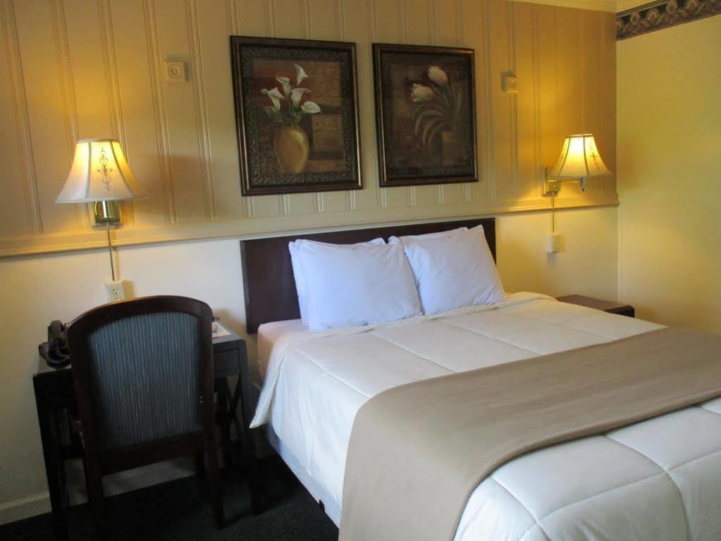 Amherst Inn - Virginia Bagian luar foto